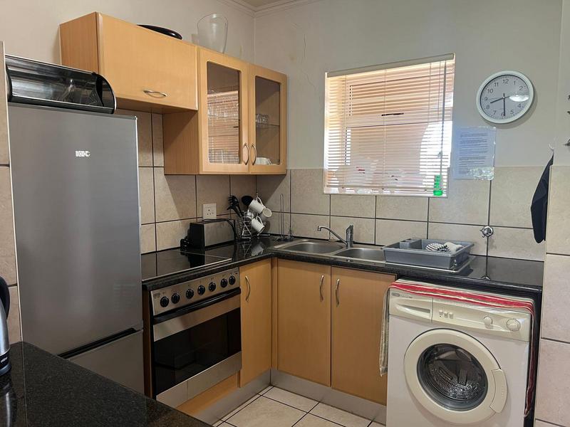 To Let 2 Bedroom Property for Rent in Diaz Western Cape